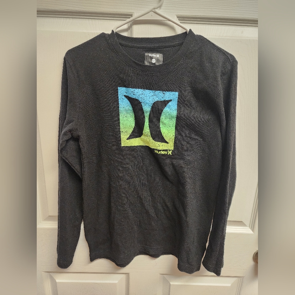 18/20 Hurley boys long sleeve Shirt
